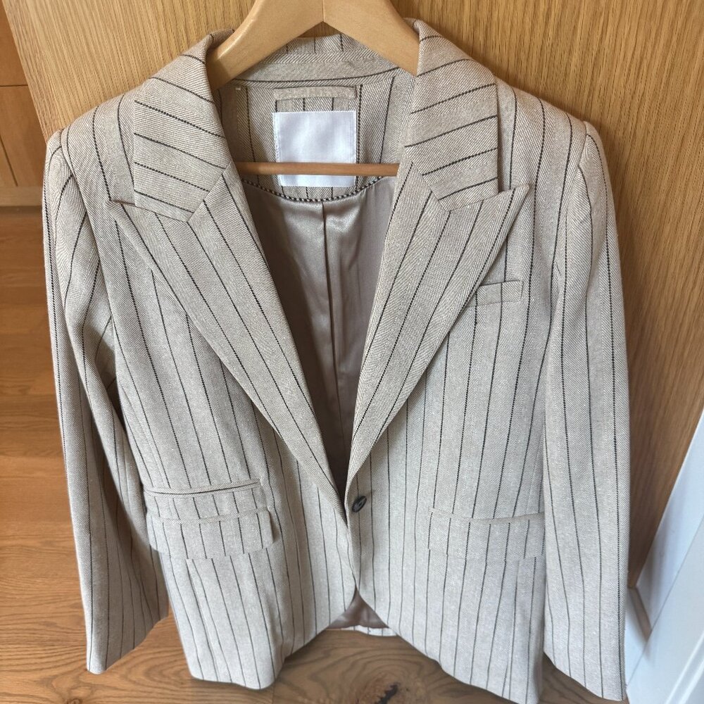 NWOT co' couture exclusive Danish blazer (M)